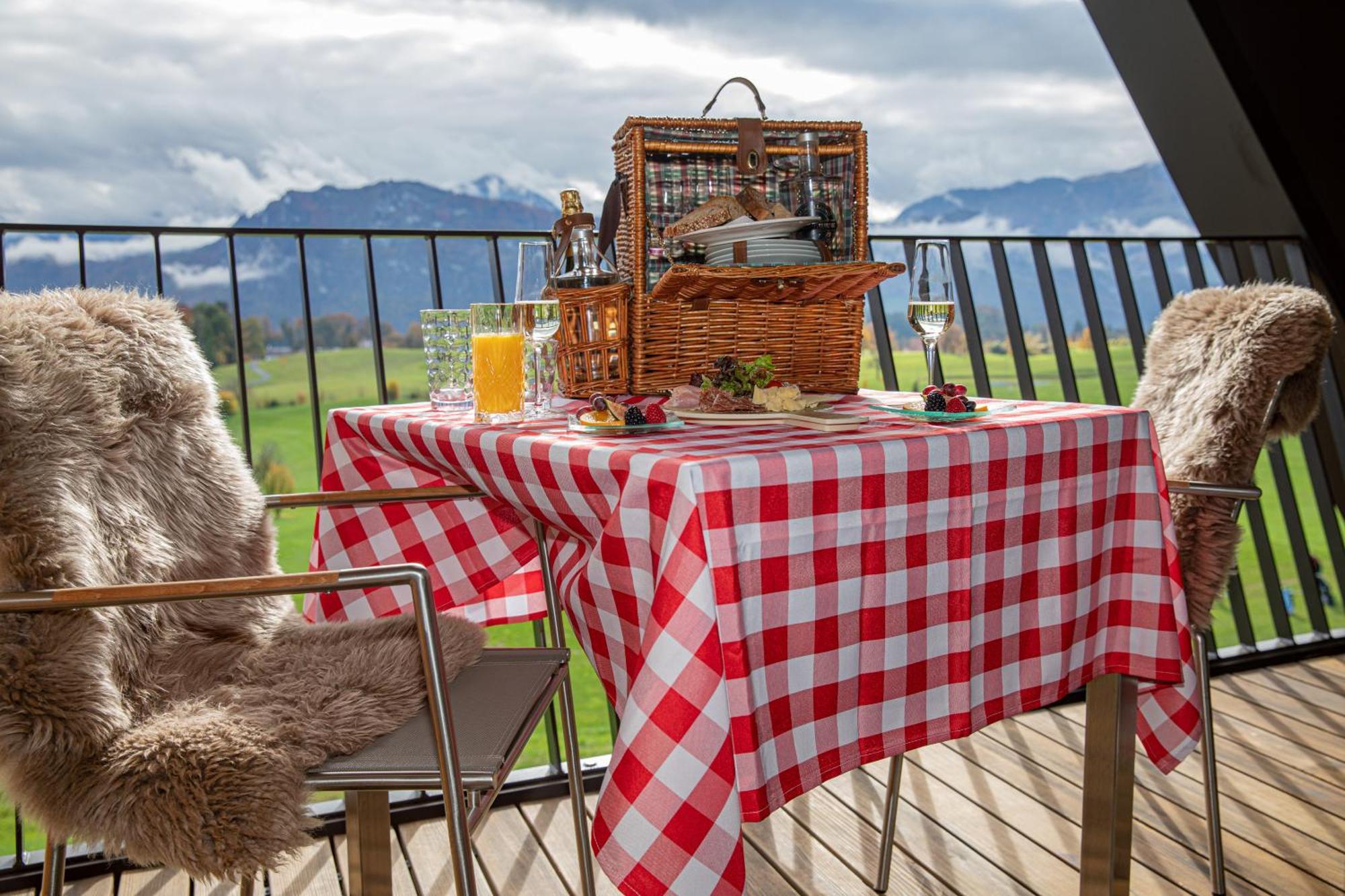 Gasthaus Badhof - Golfhotel Meggen Εξωτερικό φωτογραφία