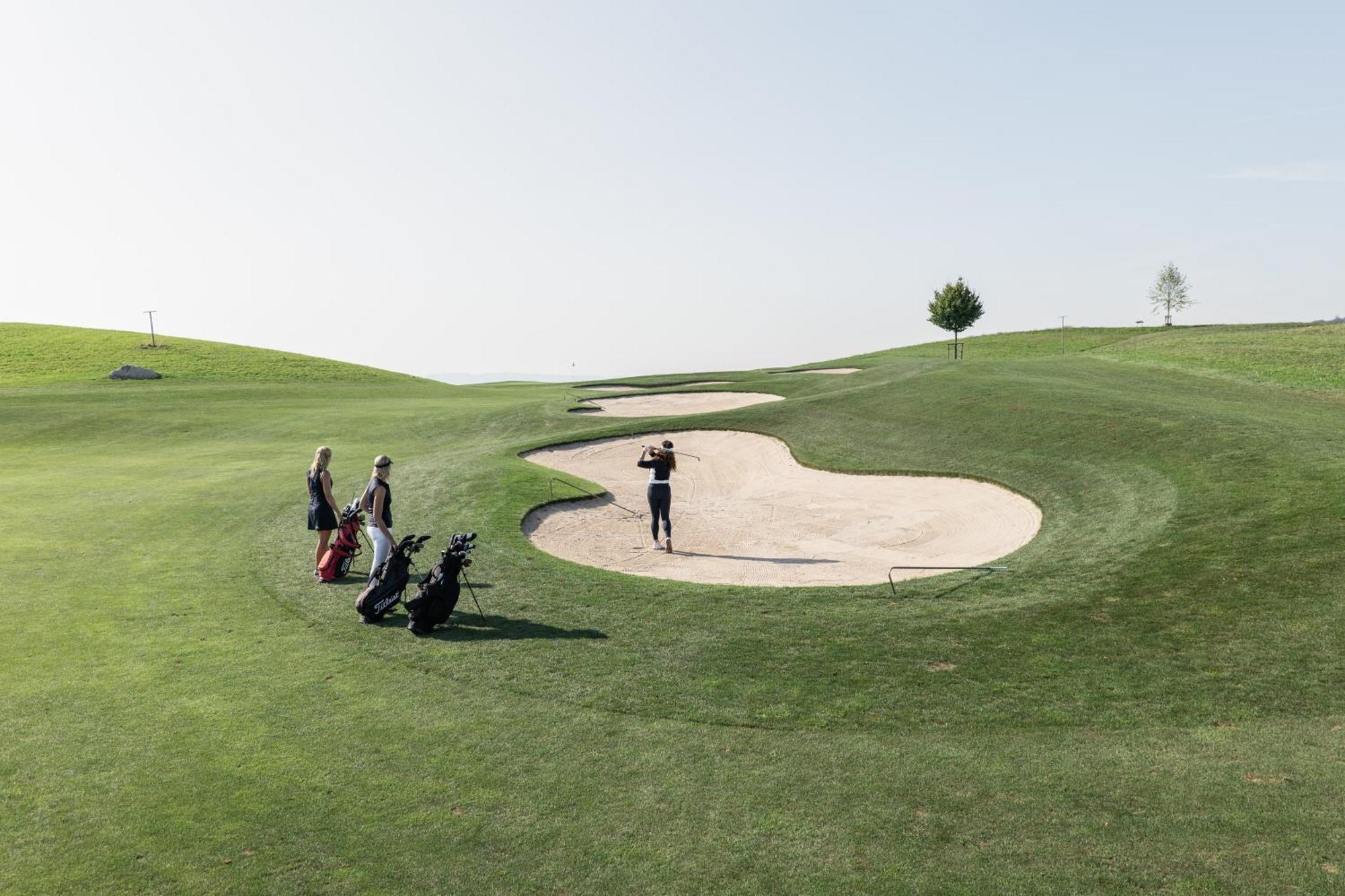 Gasthaus Badhof - Golfhotel Meggen Εξωτερικό φωτογραφία